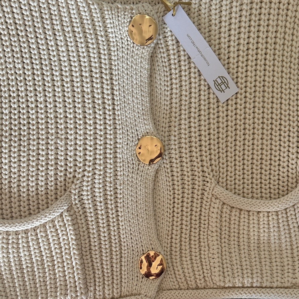 House of Harlow 1960 Cream Knit Cardigan Vest - Picture 3 of 7